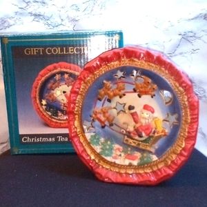 Gift Collection Ceramic Christmas Tea light Holder/Santa Delivering the …